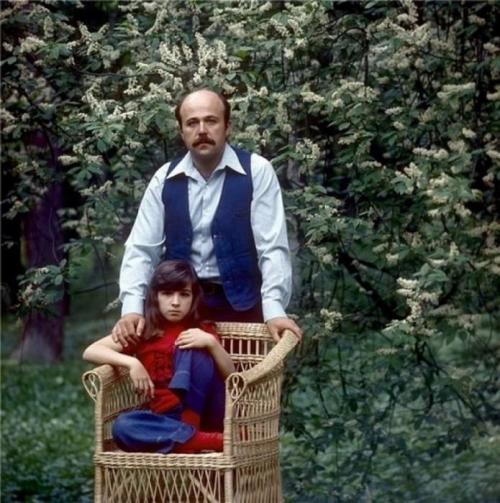 Знаменитые папы-одиночки, которым пришлось самим растить детей