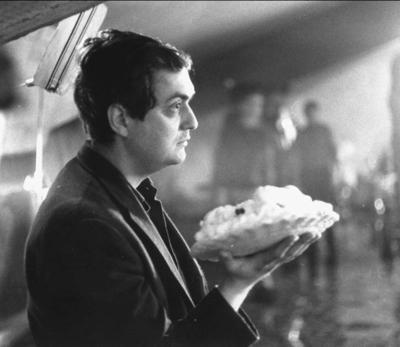 Редкие снимки знаменитостей прошлого и настоящего. Часть 15