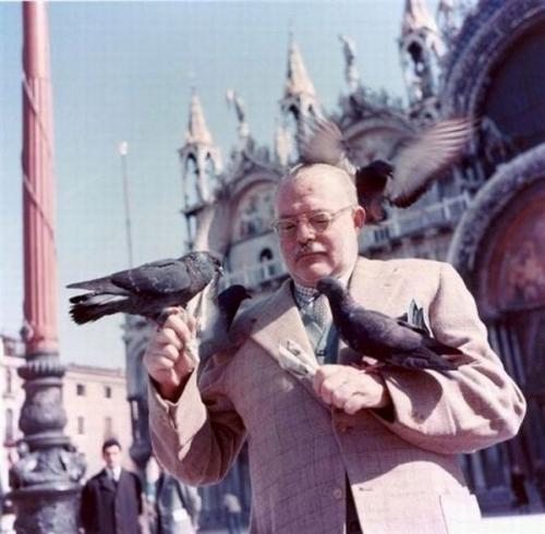 Редкие снимки знаменитостей прошлого и настоящего. Часть 15