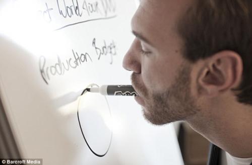 Он прошёл путь от жизни без рук и ног до жизни без границ