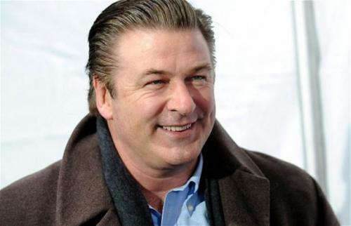 20 звезд, которые постоянно набирают вес