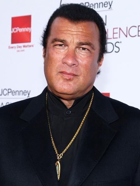 20 звезд, которые постоянно набирают вес