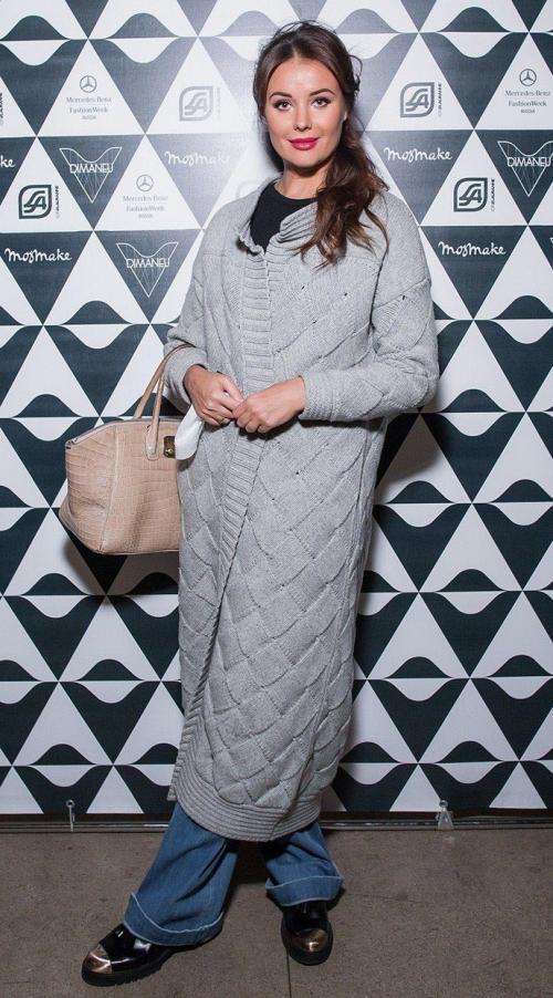 20 звезд, которые постоянно набирают вес