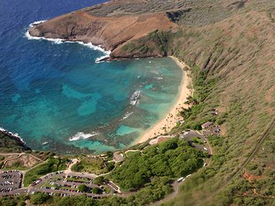 Земной рай: гавайский пляж внутри древнего кратера