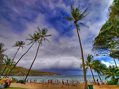 Земной рай: гавайский пляж внутри древнего кратера