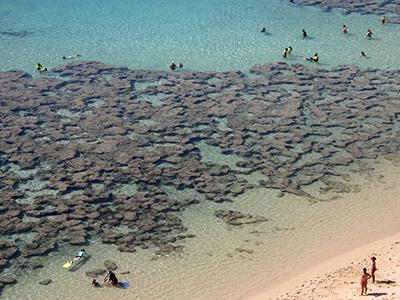 Земной рай: гавайский пляж внутри древнего кратера