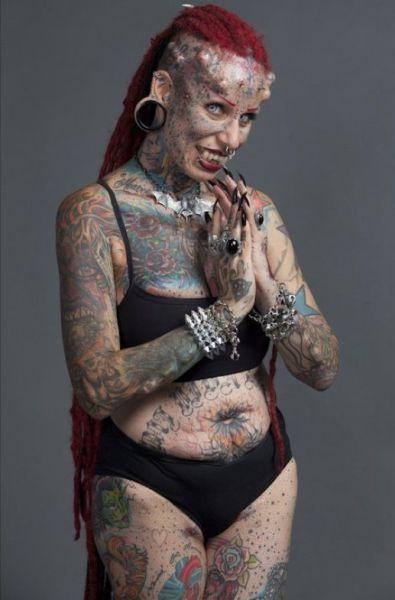 20 человек с самыми жуткими модификациями внешности