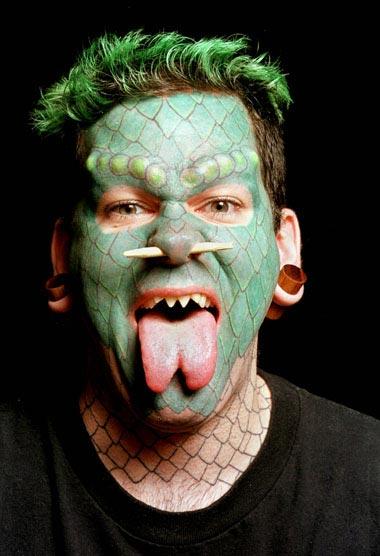 20 человек с самыми жуткими модификациями внешности