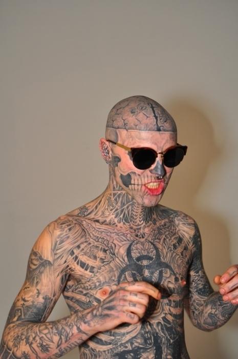 20 человек с самыми жуткими модификациями внешности