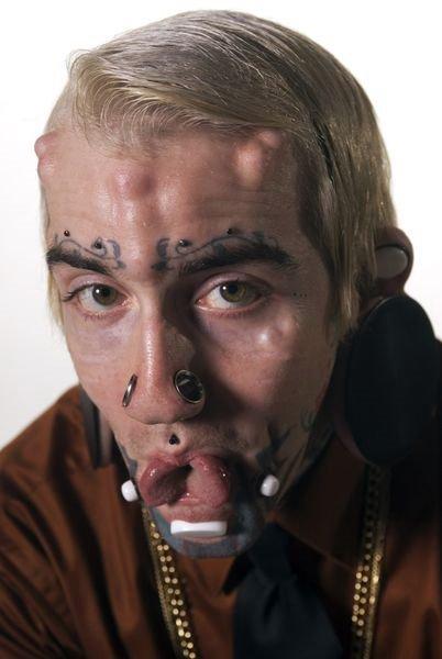 20 человек с самыми жуткими модификациями внешности