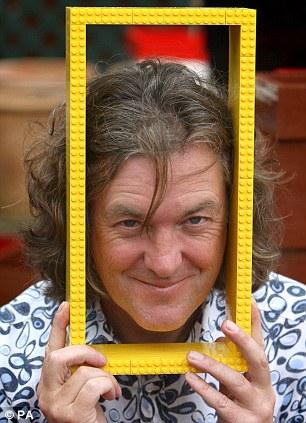 Известный британский автожурналист построил жилой дом из «Лего»