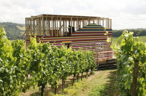 Известный британский автожурналист построил жилой дом из «Лего»