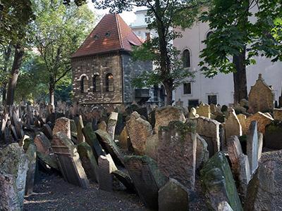Топ-10 самых знаменитых кладбищ мира