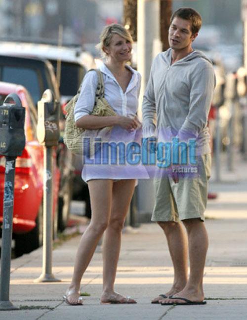 Кэмерон Диаз обручилась с садовником