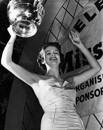 Все королевы красоты с 1951 по 2008 год
