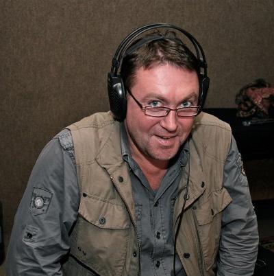 Кто из звезд кого озвучивает в мультфильмах