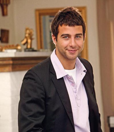 Кто из звезд кого озвучивает в мультфильмах