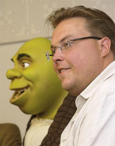 Кто из звезд кого озвучивает в мультфильмах