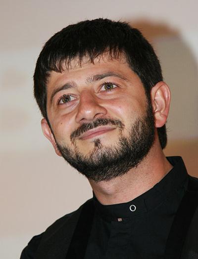 Кто из звезд кого озвучивает в мультфильмах