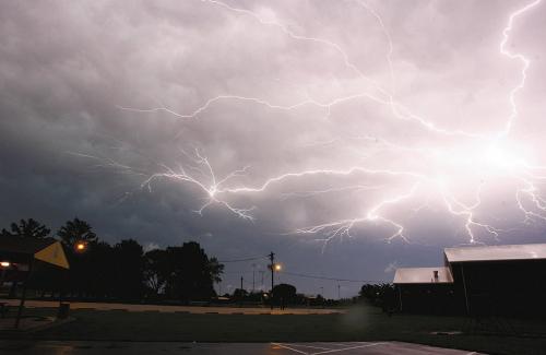 Самые впечатляющие фотографии молний