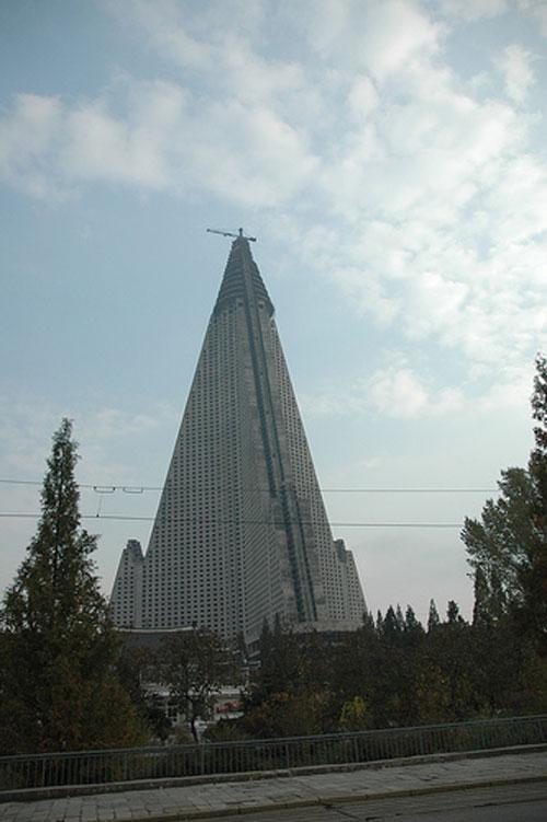 Вавилонская башня Северной Кореи