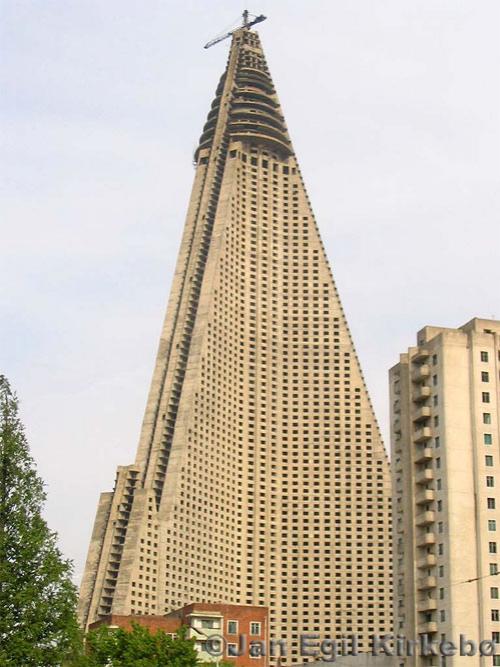 Вавилонская башня Северной Кореи