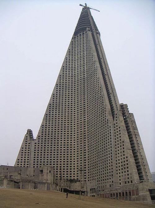 Вавилонская башня Северной Кореи