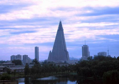 Вавилонская башня Северной Кореи