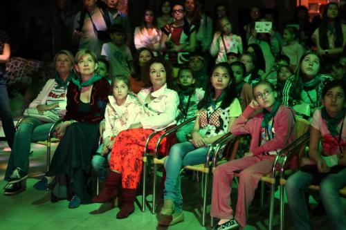 Ирина Безрукова подарила праздник детям