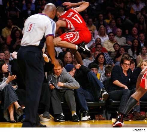 Баскетболист чуть не зашиб Лео Ди Каприо