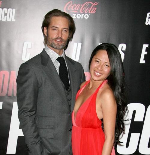 10 очень известных мужчин с неизвестными женами