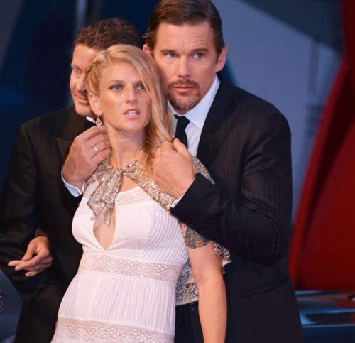 10 очень известных мужчин с неизвестными женами