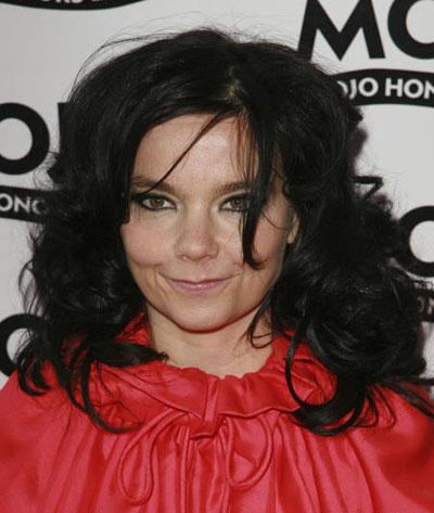 Звезды-многостаночники: со сцены — на экран, и обратно