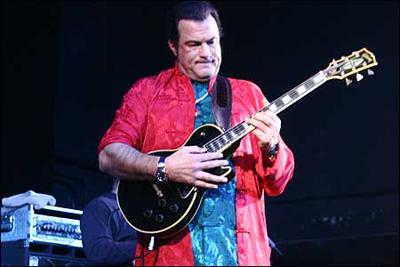 Звезды-многостаночники: со сцены — на экран, и обратно