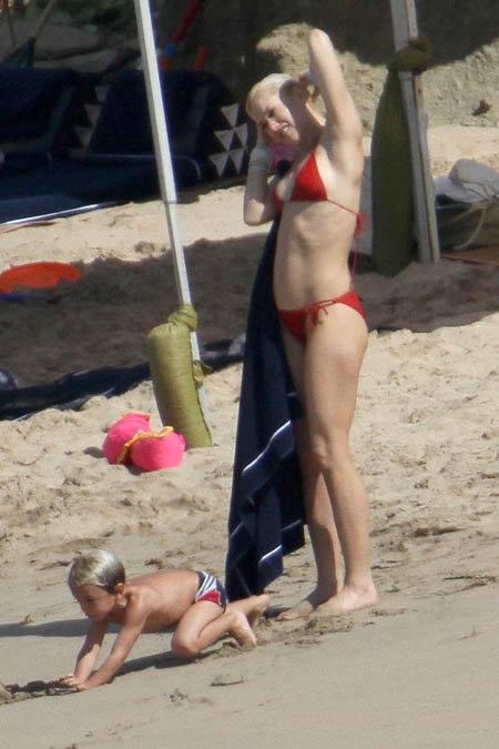 Голливудские красотки открыли купальный сезон