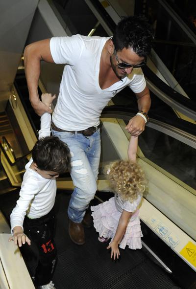 Топ-10 самых стильных отцов года