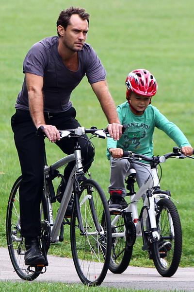 Топ-10 самых стильных отцов года