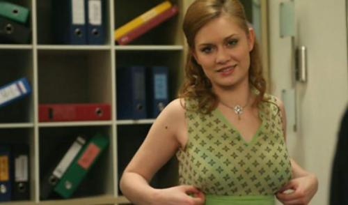 Куда пропали актеры популярного сериала "Не родись красивой"