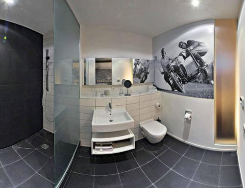 В Германии открылся автомобильный отель