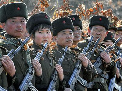 Северная Корея привела ракеты в боевую готовность и целится в США