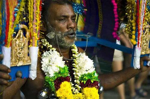 Шокирующая Азия: праздник Тайпусам