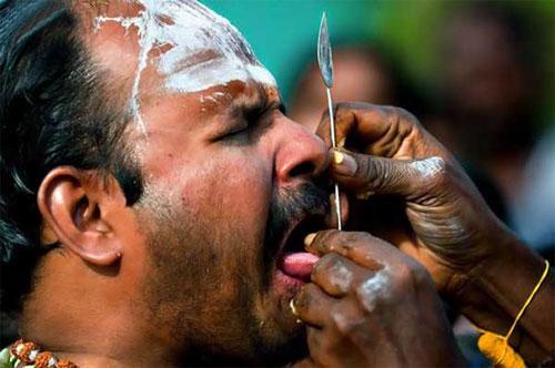 Шокирующая Азия: праздник Тайпусам