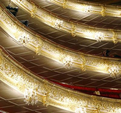 Как выглядят оперы в разных странах мира