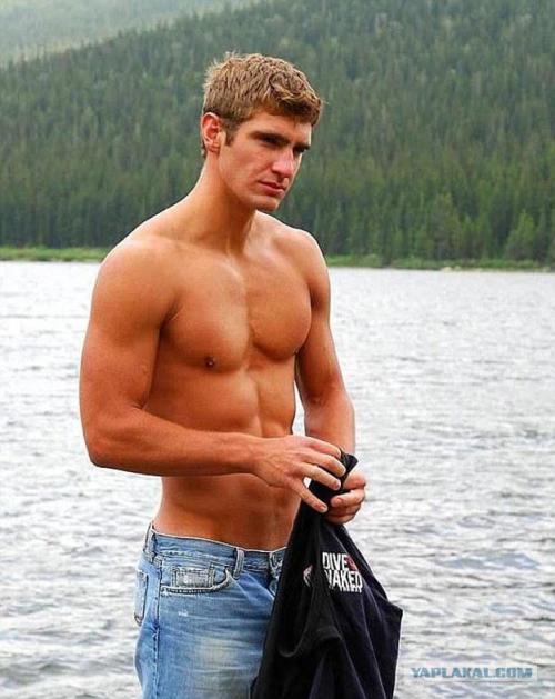 Самые сексуальные телохранители знаменитостей