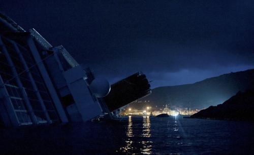 Подъем затонувшего лайнера Costa Concordia