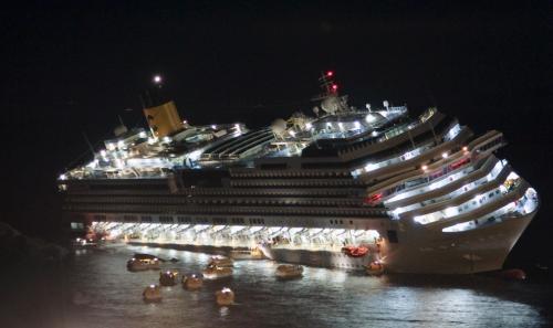 Подъем затонувшего лайнера Costa Concordia