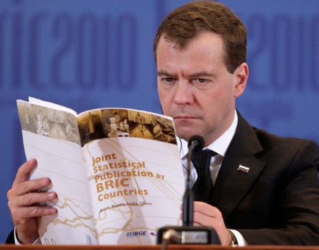 Что постит в соцсетях Дмитрий Медведев