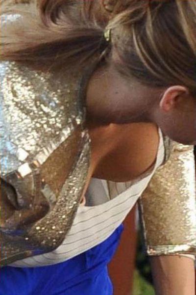 Самые глубокие звездные декольте