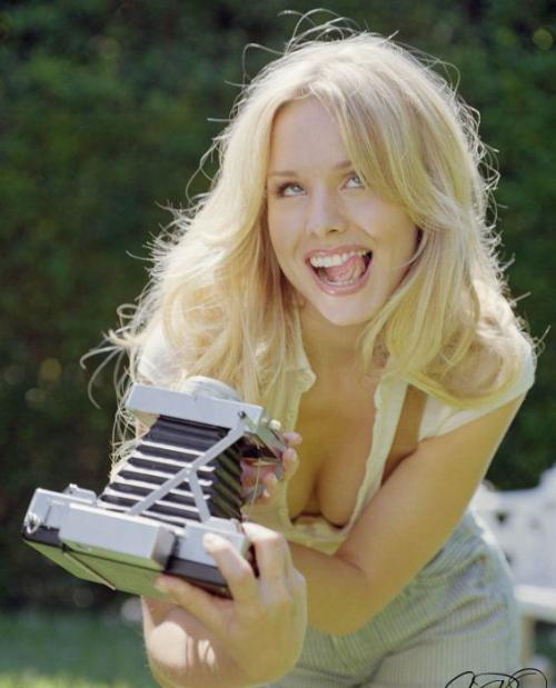 Самые глубокие звездные декольте