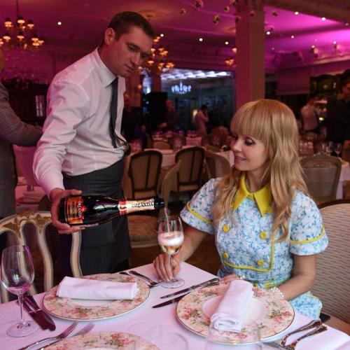 На эти деньги остров купить можно: сколько тратят на свой день рождения знаменитости